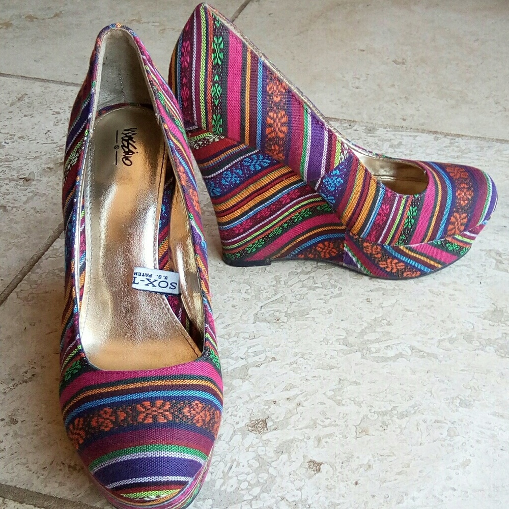 🔥Southwestern Artist Tapestry Rainbow Wedges🔥